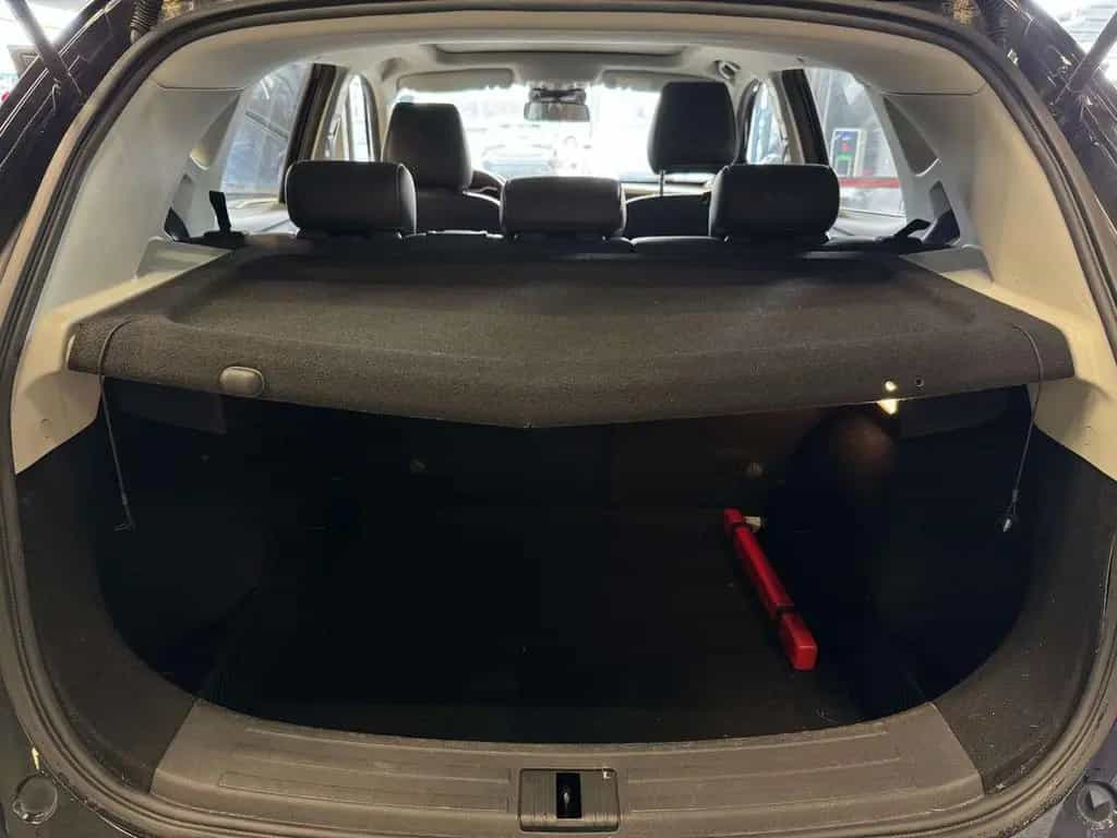 MG ZS 1.5 VTi-tech Luxury 04/2025-photo-13
