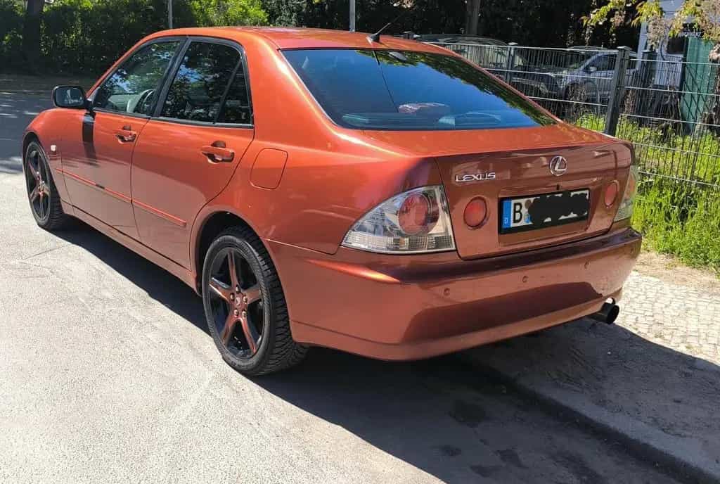 Lexus IS 200 Sport 09/1999-photo-2