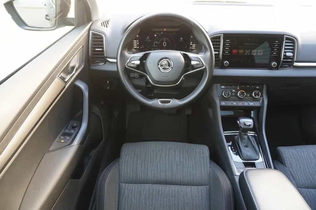 Skoda Karoq 1.5 16V TSI Style LED Navi AHK Kamera ACC 11/2020-photo-11