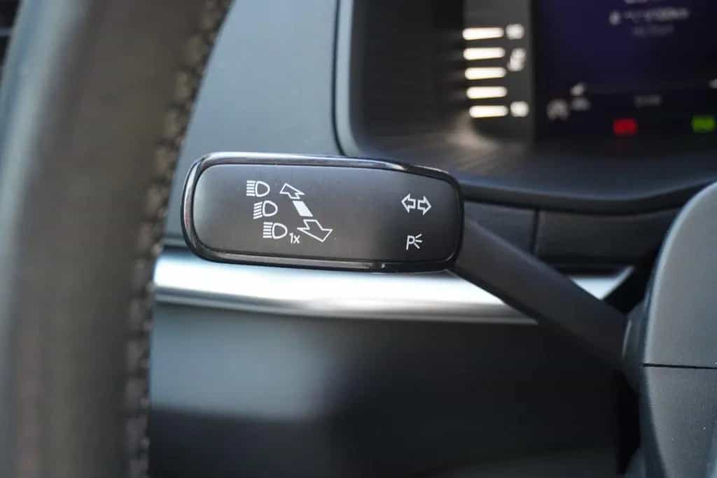 Skoda Karoq 1.5 16V TSI Style LED Navi AHK Kamera ACC 11/2020-photo-16
