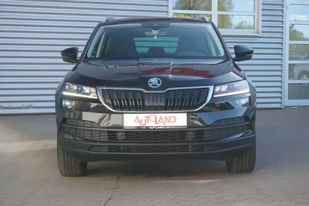 Skoda Karoq 1.5 16V TSI Style LED Navi AHK Kamera ACC 11/2020-photo-2