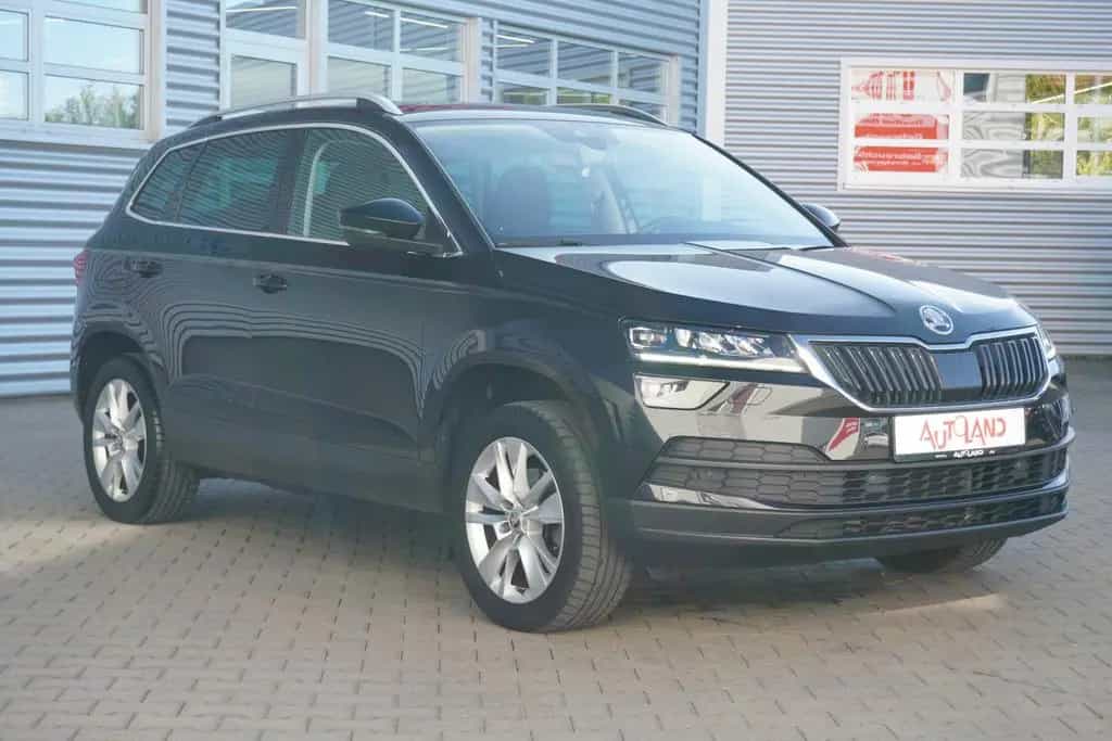 Skoda Karoq 1.5 16V TSI Style LED Navi AHK Kamera ACC 11/2020-photo-3
