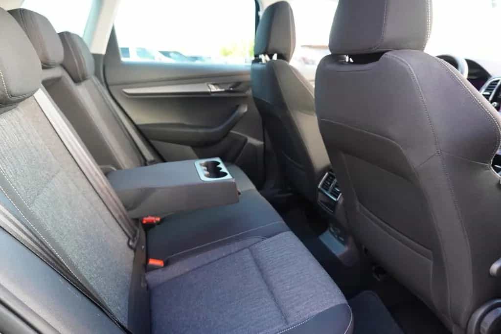 Skoda Karoq 1.5 16V TSI Style LED Navi AHK Kamera ACC 11/2020-photo-31