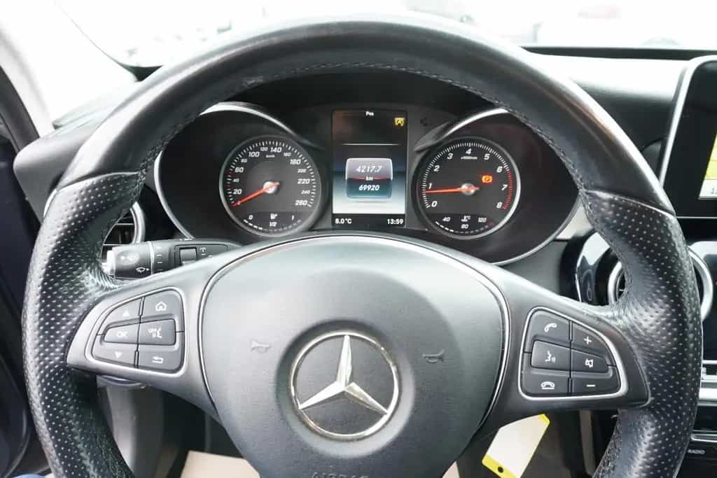 Mercedes-Benz C 180 T CGI *Avantgarde*Navi*Teilleder*GARANTIE 06/2015-photo-28