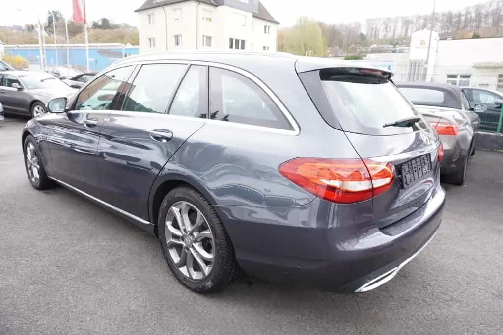 Mercedes-Benz C 180 T CGI *Avantgarde*Navi*Teilleder*GARANTIE 06/2015-photo-4