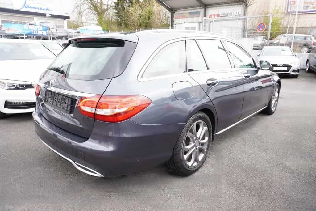Mercedes-Benz C 180 T CGI *Avantgarde*Navi*Teilleder*GARANTIE 06/2015-photo-6