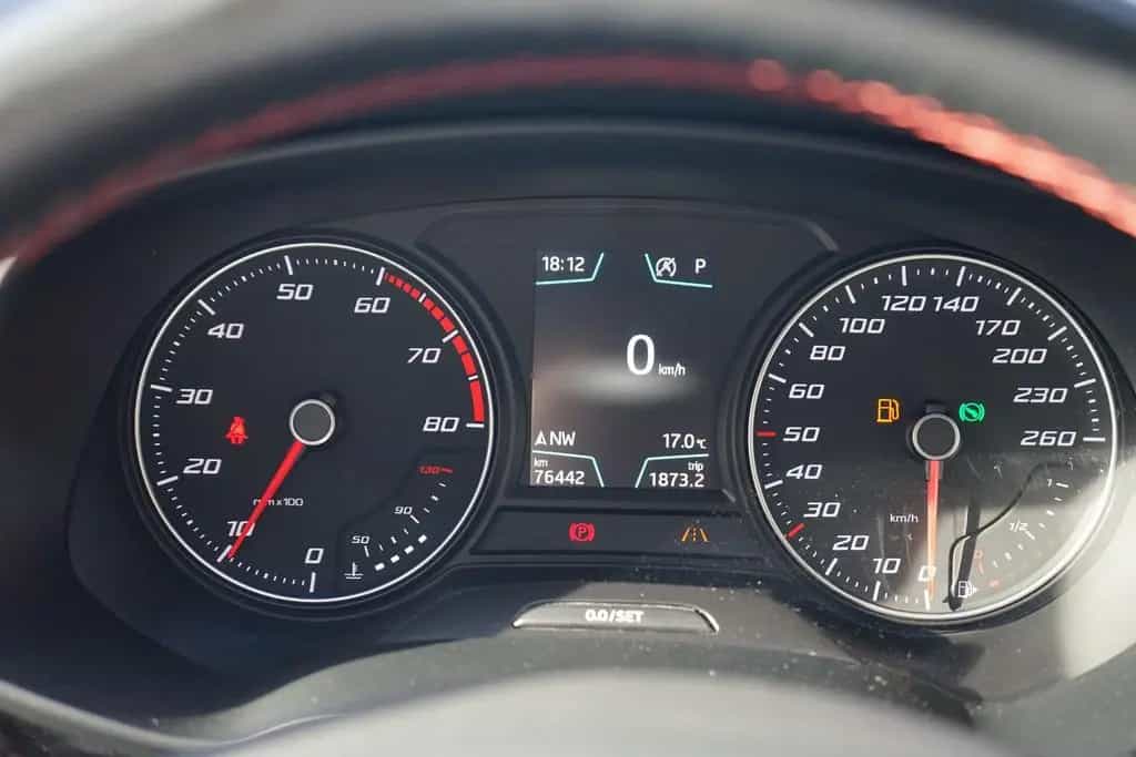 Seat Leon 1.5 TSI FR DSG LED Navi ACC Beats DAB PDC 09/2020-photo-28