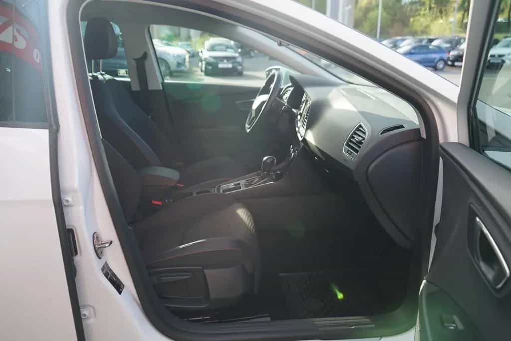 Seat Leon 1.5 TSI FR DSG LED Navi ACC Beats DAB PDC 09/2020-photo-33