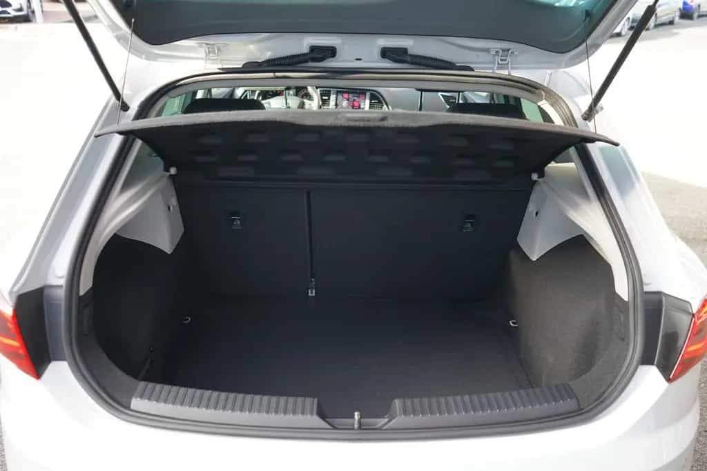 Seat Leon 1.5 TSI FR DSG LED Navi ACC Beats DAB PDC 09/2020-photo-36