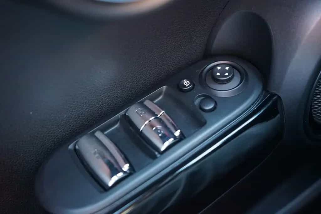 MINI John Cooper Works Cabrio 2.0 LED Navi Klimaaut. 08/2020-photo-32