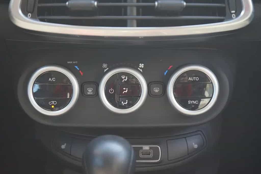 Fiat 500X 1.4 MultiAir Automatik Navi Sitzheizung PDC 08/2018-photo-16