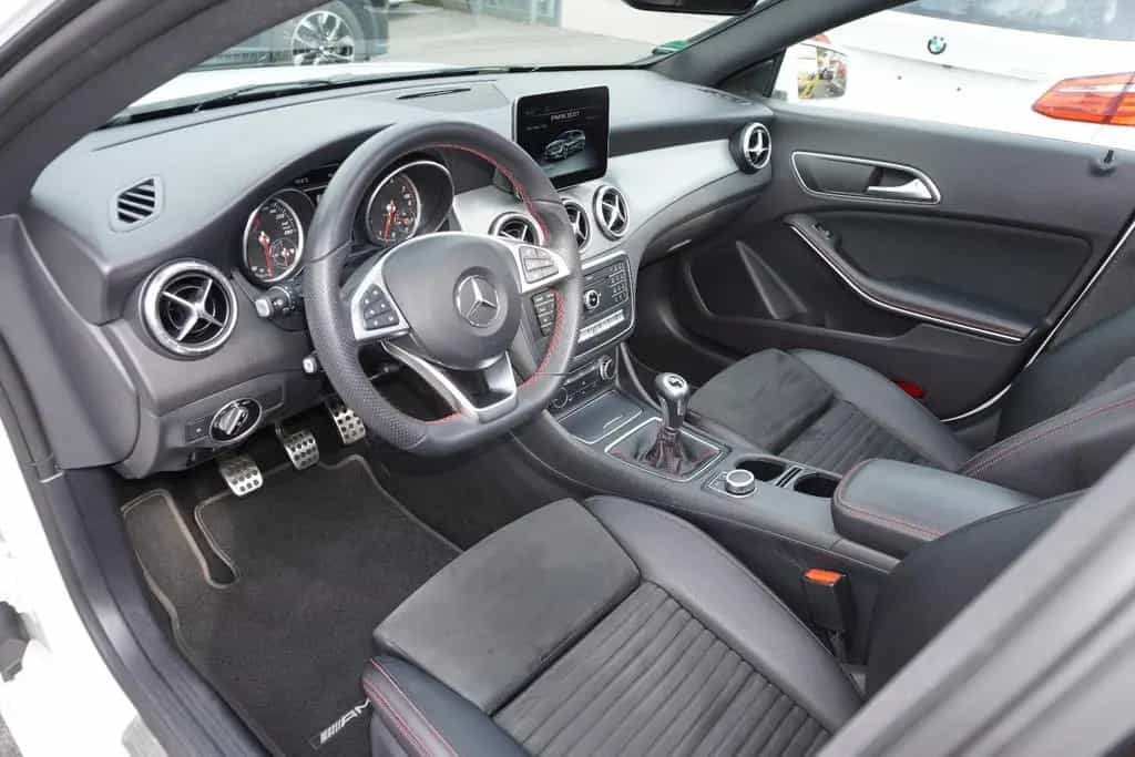 Mercedes-Benz CLA 180 CLA Shooting Brake*AMG-Line*Pano*LED*NAV 10/2018-photo-15