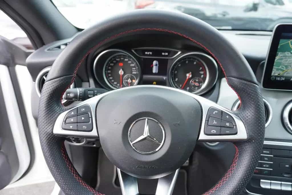 Mercedes-Benz CLA 180 CLA Shooting Brake*AMG-Line*Pano*LED*NAV 10/2018-photo-28