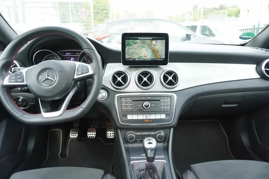 Mercedes-Benz CLA 180 CLA Shooting Brake*AMG-Line*Pano*LED*NAV 10/2018-photo-30