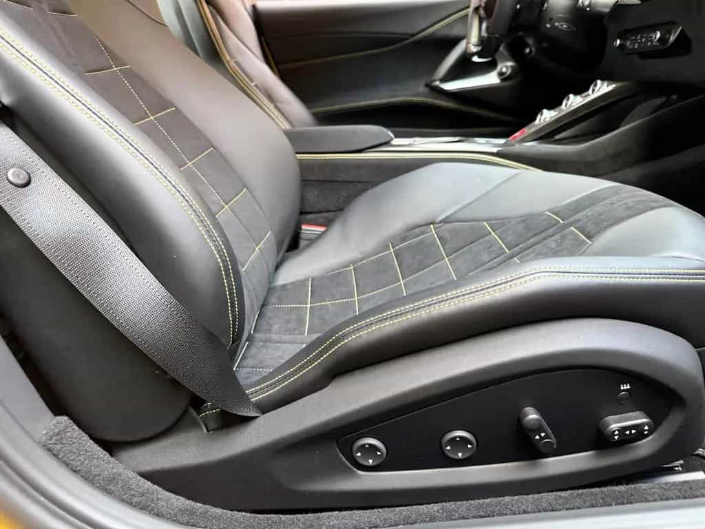 Ferrari 812 Superfast *9t.km*Giallo*D.*Lift*Neuwertig 03/2020-photo-11