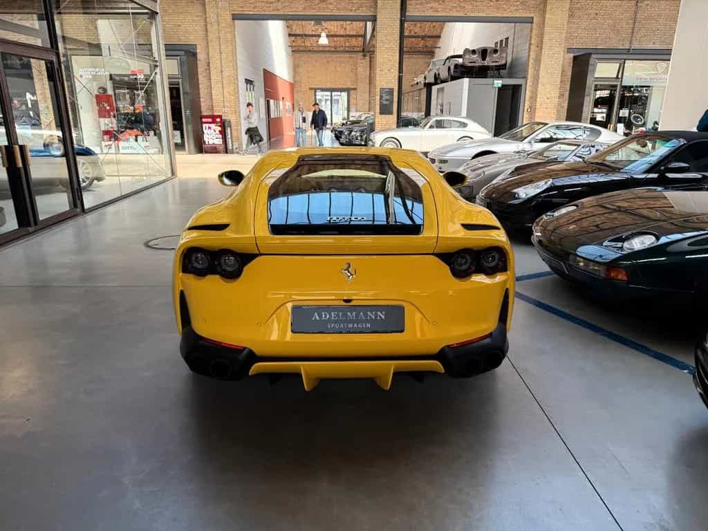 Ferrari 812 Superfast *9t.km*Giallo*D.*Lift*Neuwertig 03/2020-photo-2