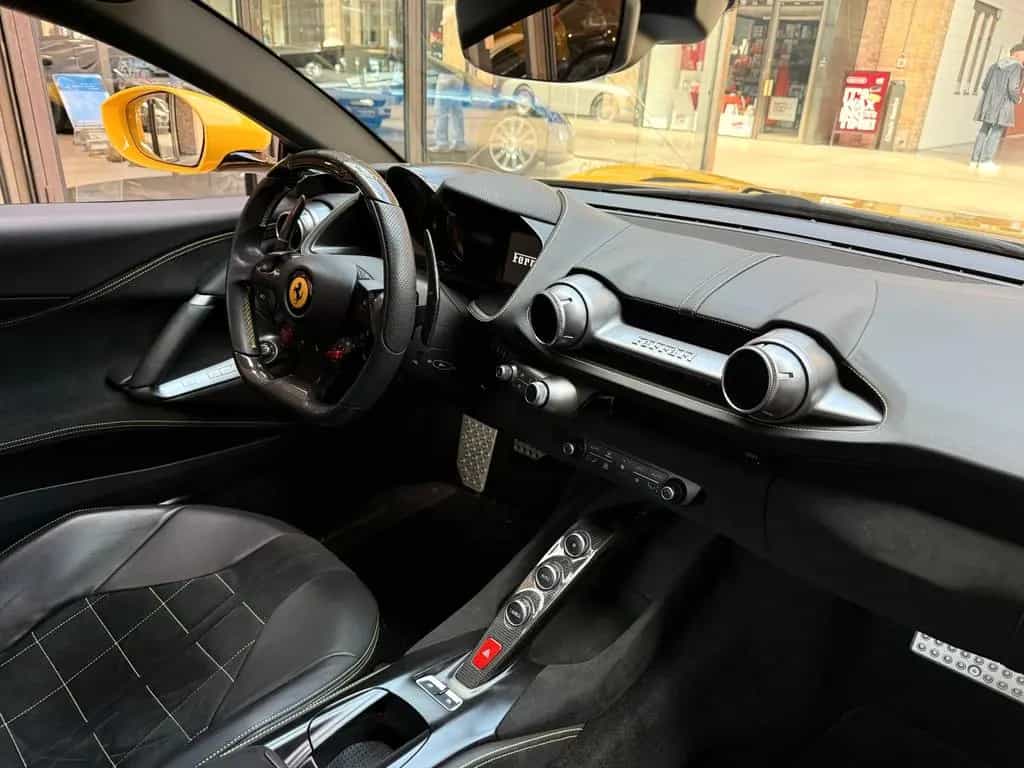 Ferrari 812 Superfast *9t.km*Giallo*D.*Lift*Neuwertig 03/2020-photo-7