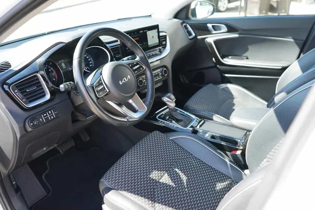 Kia XCeed 1.5 T-GDI Aut. Navi Tempomat Kamera LED 03/2023-photo-13