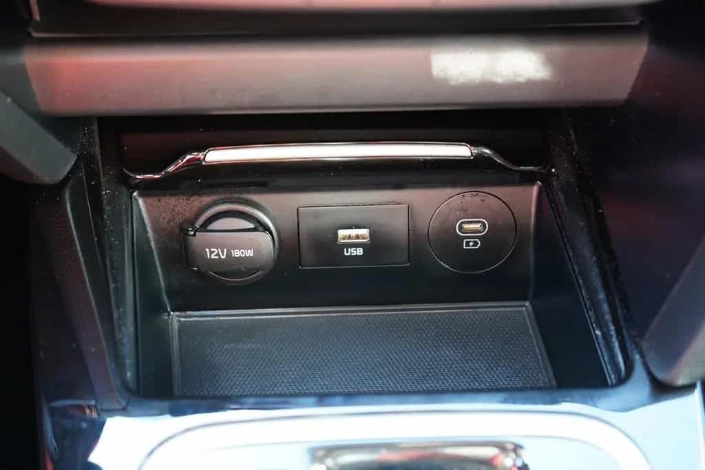 Kia XCeed 1.5 T-GDI Aut. Navi Tempomat Kamera LED 03/2023-photo-23