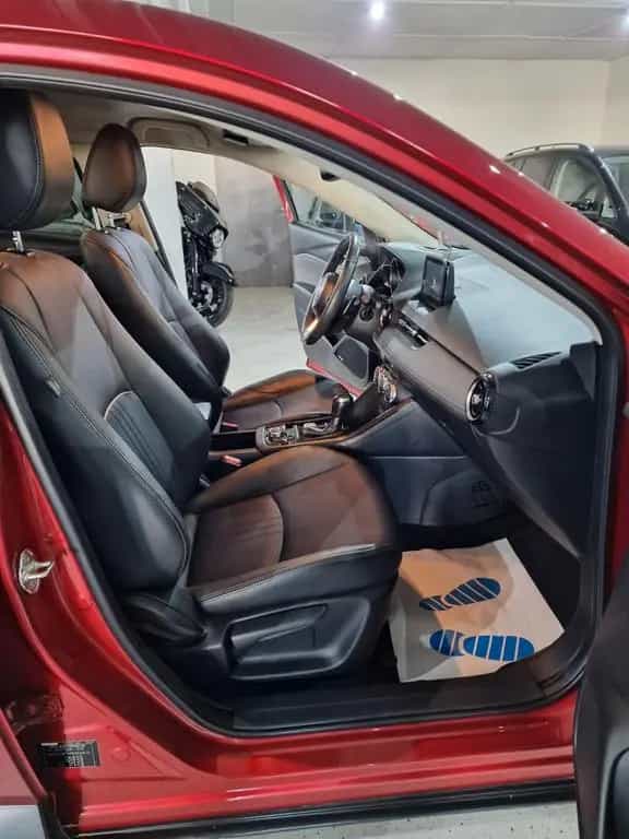 Mazda CX-3 Sports-Line - Allrad -Top Ausstattung-AHK 06/2020-photo-32