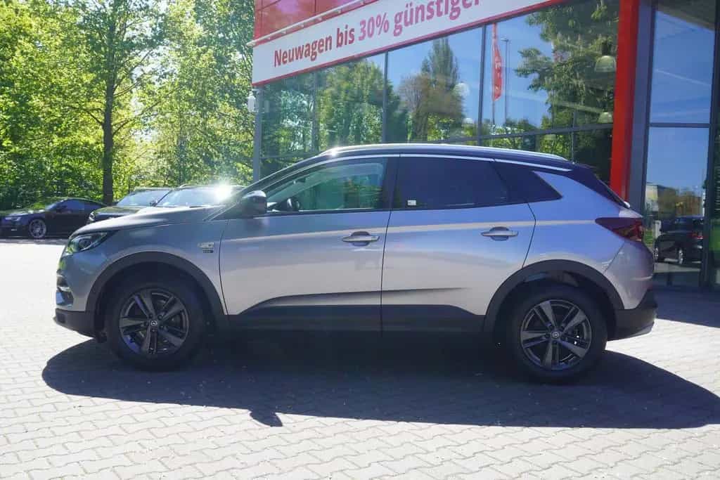 Opel Grandland 1.2 Elegance LED Navi Totwinkel Kamera 07/2020-photo-6