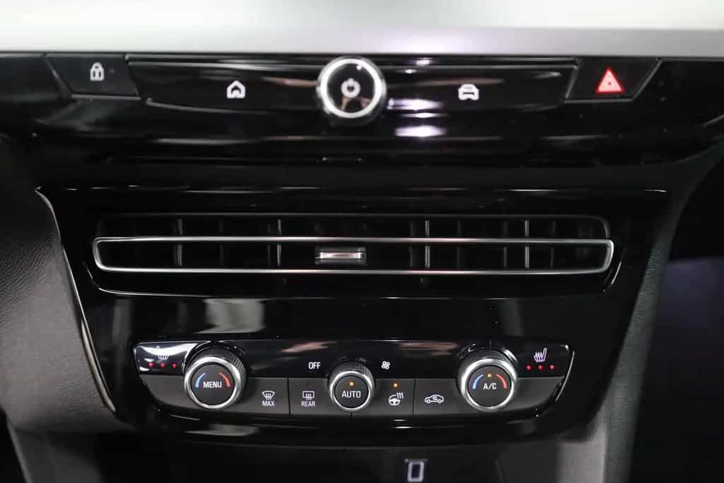 Opel Mokka 1.2 DI Turbo Aut. LED Tempomat Winter 12/2025-photo-11