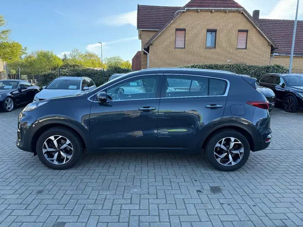 Kia Sportage 1.6, Kamera, 1. Hand, TÜV & Serivce neu 07/2019-photo-1
