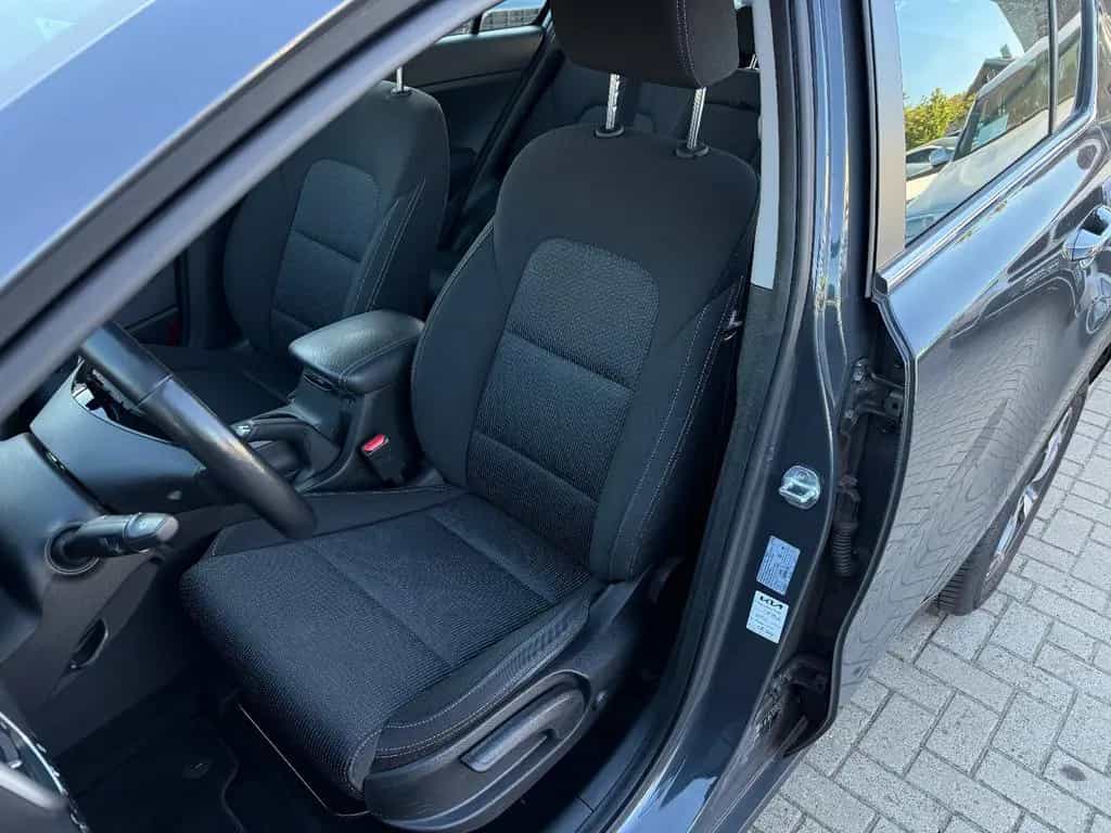 Kia Sportage 1.6, Kamera, 1. Hand, TÜV & Serivce neu 07/2019-photo-15