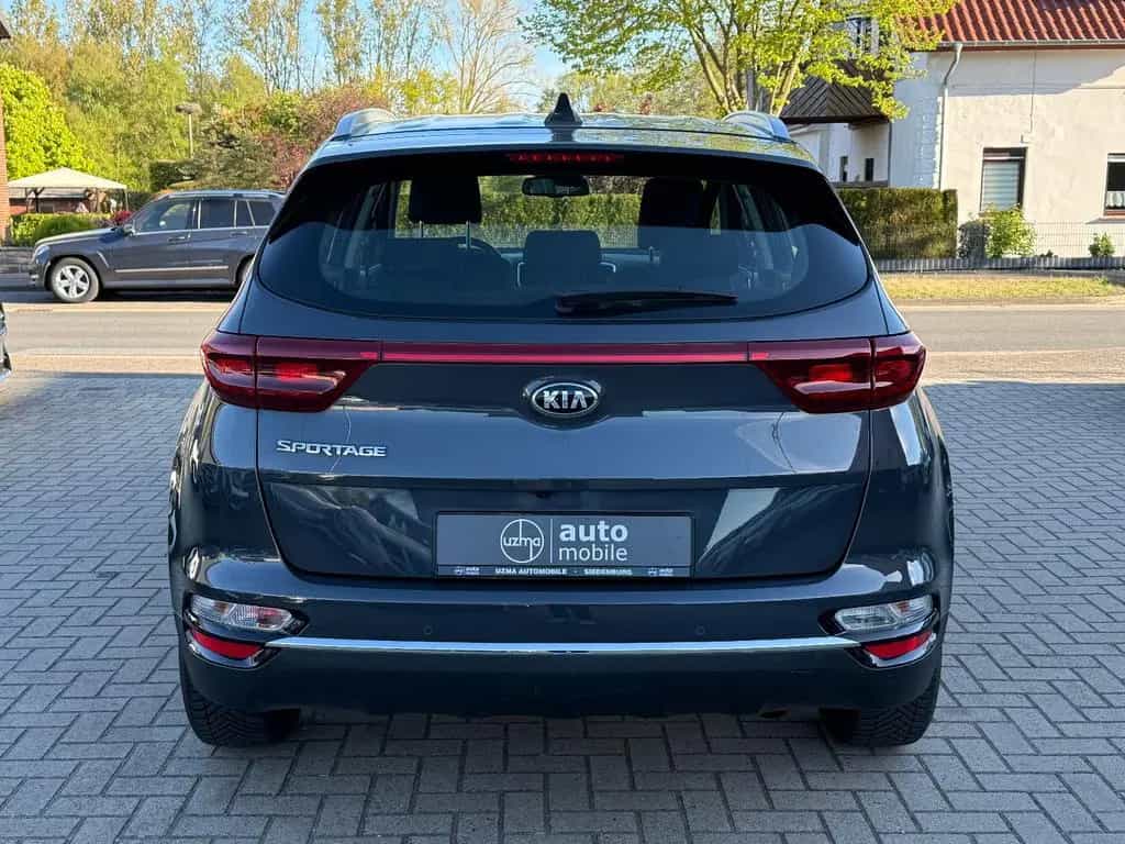 Kia Sportage 1.6, Kamera, 1. Hand, TÜV & Serivce neu 07/2019-photo-3