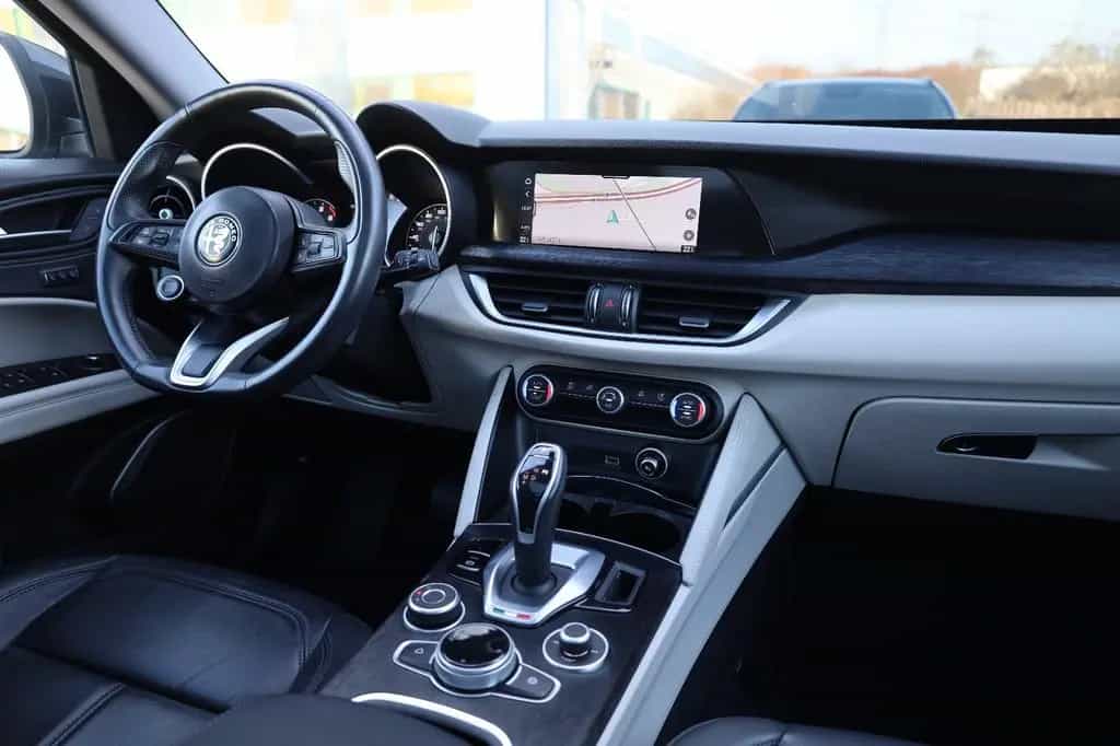 Alfa Romeo Stelvio Sport/ACC/PANO/NAVI/BTH/MFL/KAMERA/R20 07/2020-photo-17