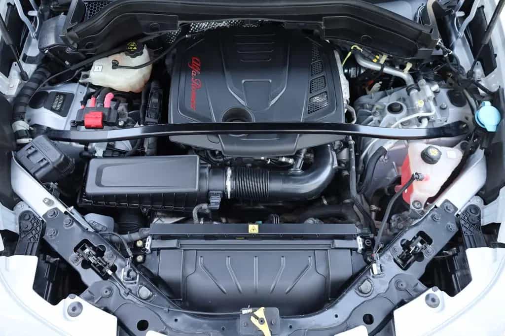 Alfa Romeo Stelvio Sport/ACC/PANO/NAVI/BTH/MFL/KAMERA/R20 07/2020-photo-19