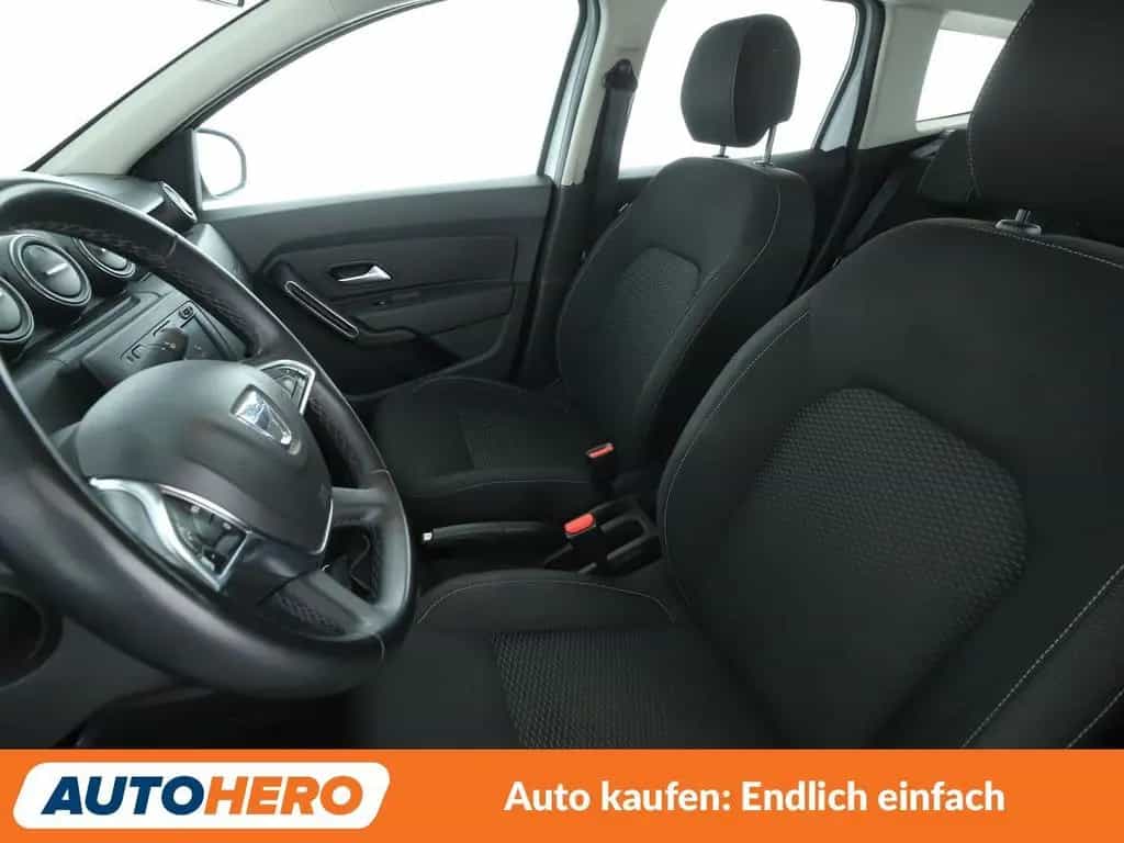 Dacia Duster 1.6 SCe Comfort *NAVI*CAM*SHZ*KLIMA* 05/2019-photo-9