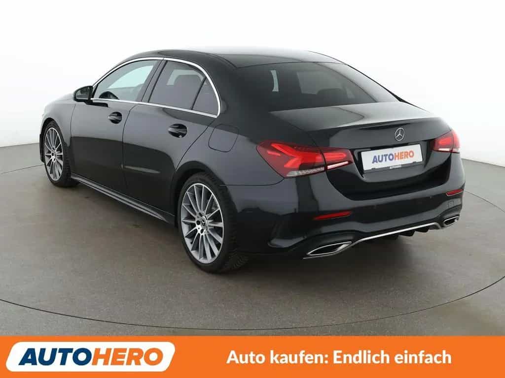 Mercedes-Benz A 200 Limousine A 200 AMG Line Aut.*NAVI*LED*HUD*ACC* 08/2019-photo-3
