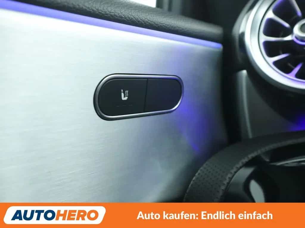 Mercedes-Benz A 200 Limousine A 200 AMG Line Aut.*NAVI*LED*HUD*ACC* 08/2019-photo-32