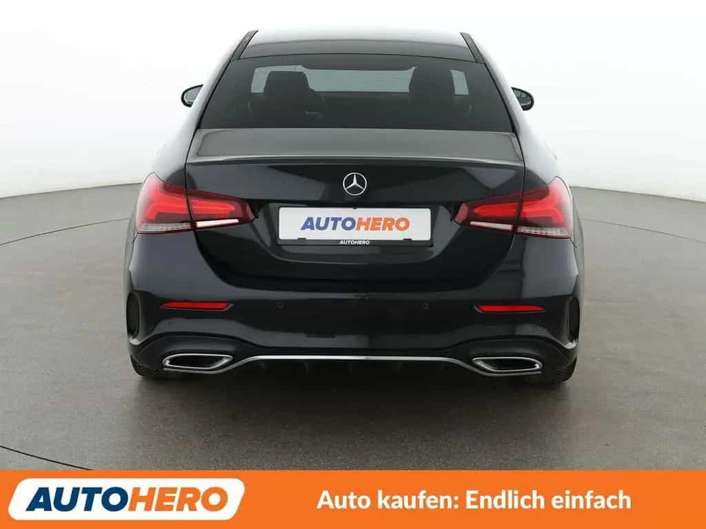 Mercedes-Benz A 200 Limousine A 200 AMG Line Aut.*NAVI*LED*HUD*ACC* 08/2019-photo-4