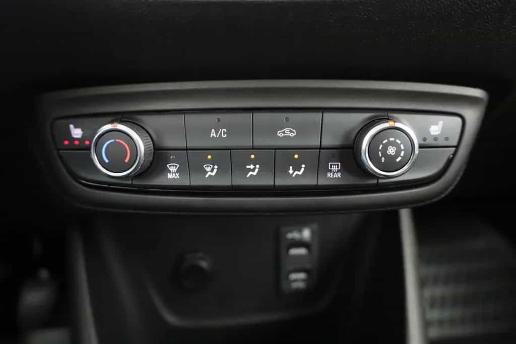 Opel Crossland 1.2 Turbo LED Navi Sitzheizung Kamera 10/2020-photo-11