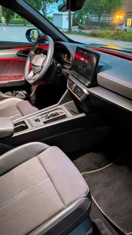 Cupra Formentor WERKSGARANTIE + DSG + AHK + TÜV NEU 04/2023-photo-8
