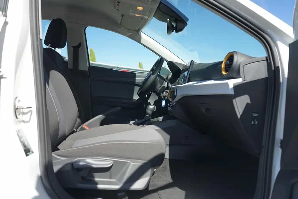 Seat Ibiza 1.0 TSI Style DSG LED Navi PDC Tempomat 07/2022-photo-28
