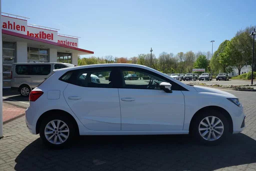 Seat Ibiza 1.0 TSI Style DSG LED Navi PDC Tempomat 07/2022-photo-4