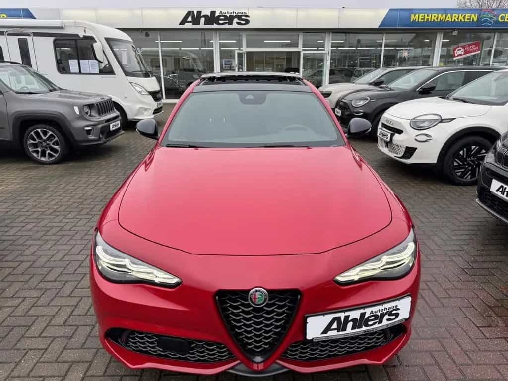 Alfa Romeo Giulia Competizione+SCHIEBEDACH+HARMAN+LEDER+BRE 07/2023-photo-1