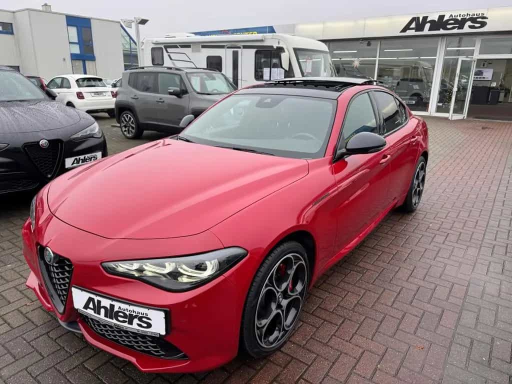 Alfa Romeo Giulia Competizione+SCHIEBEDACH+HARMAN+LEDER+BRE 07/2023-photo-2