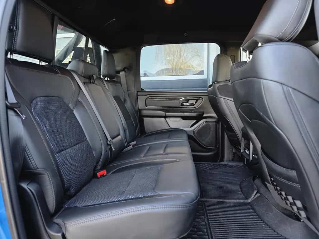 Dodge RAM 1500 5.7 4x4 BTS Edition Kamera Navi AHK LED 05/2023-photo-26