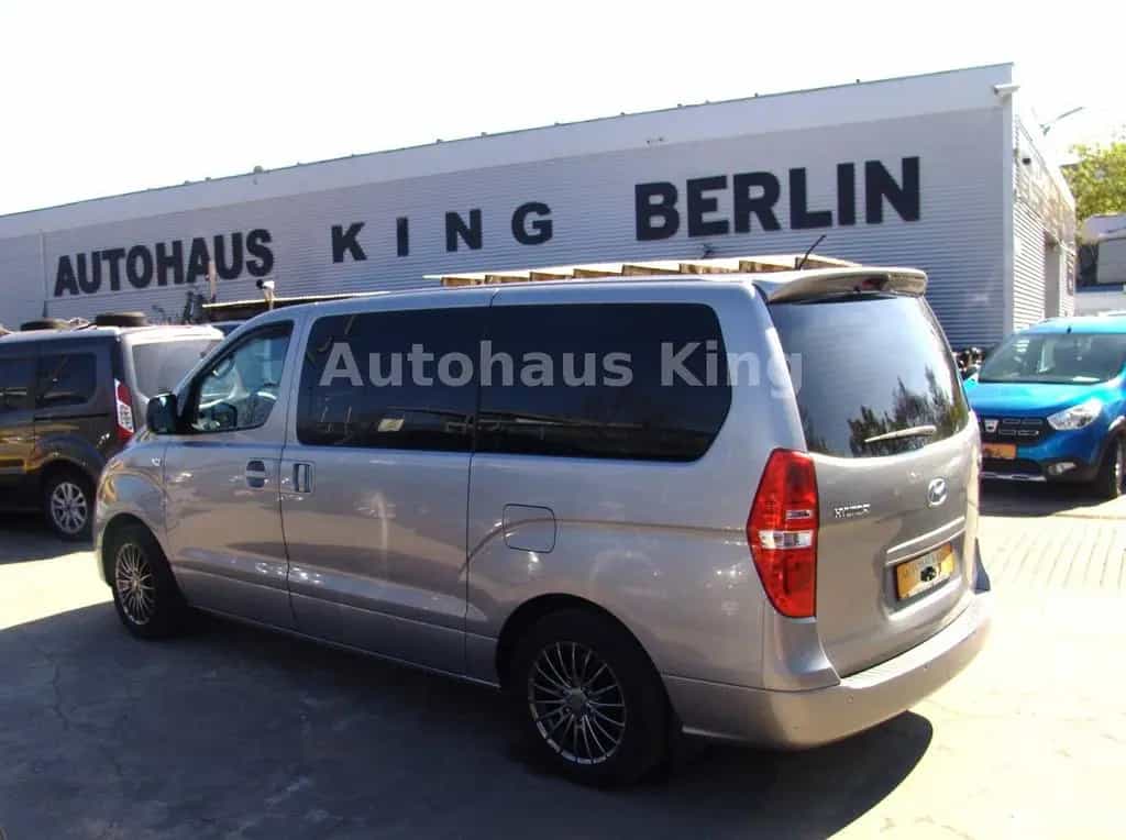 Hyundai H-1 H1 Travel Premium -AUT/Leder/8Sit 11/2017-photo-4