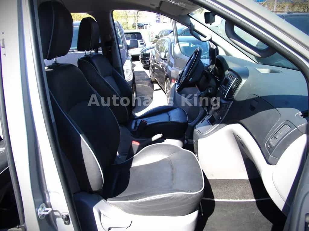 Hyundai H-1 H1 Travel Premium -AUT/Leder/8Sit 11/2017-photo-7