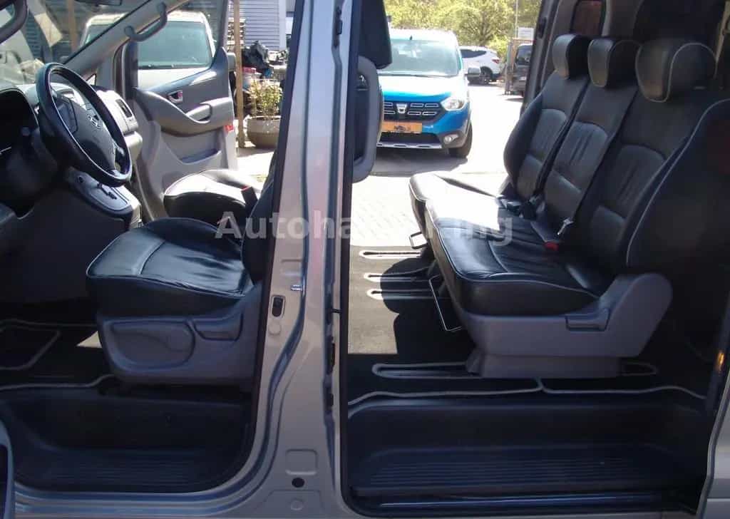 Hyundai H-1 H1 Travel Premium -AUT/Leder/8Sit 11/2017-photo-8