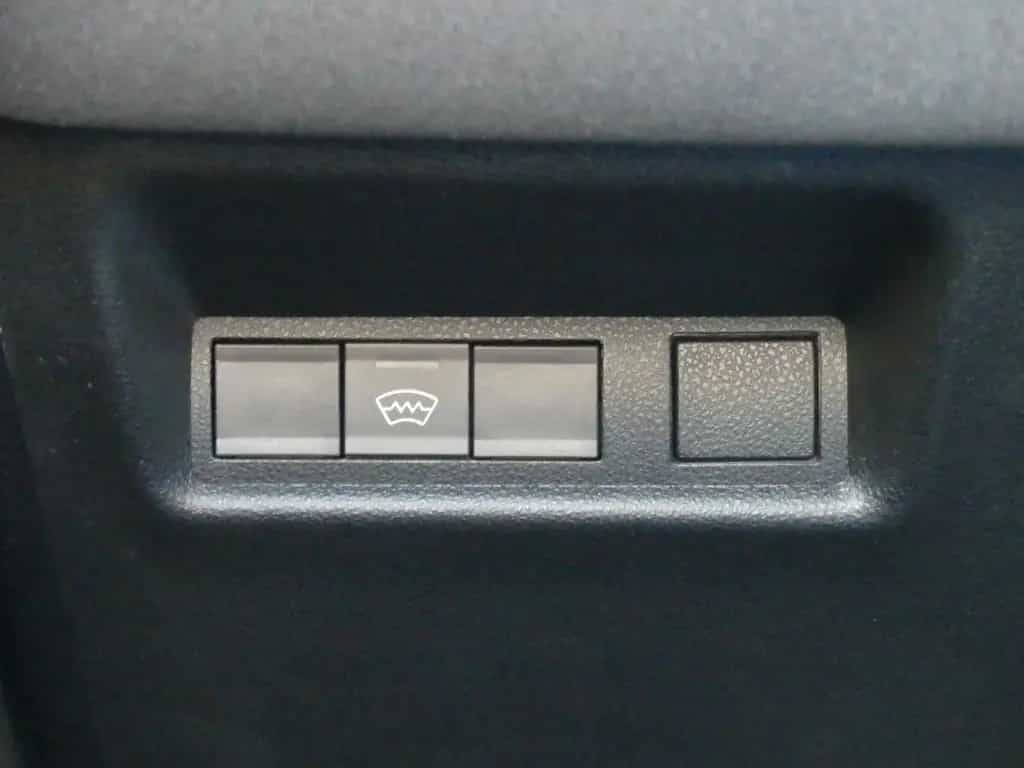 Alfa Romeo Junior IBRIDA TI 1.2 VGT 145PS DCT6 SCHIEBEDACH 05/2026-photo-18