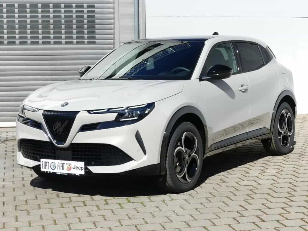 Alfa Romeo Junior IBRIDA TI 1.2 VGT 145PS DCT6 SCHIEBEDACH 05/2026-photo-6