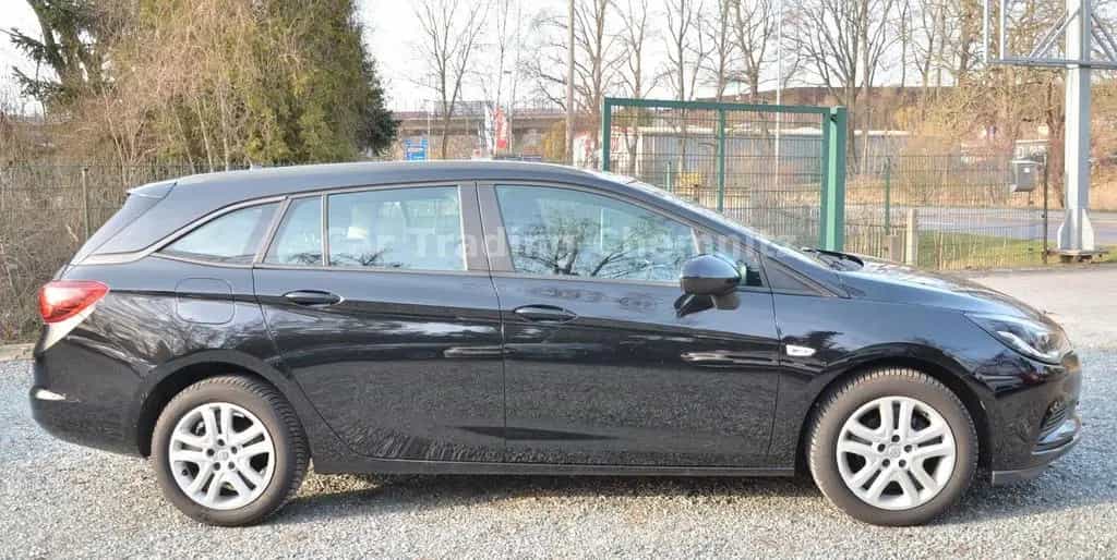 Opel Astra K Sports Tourer Klimaautomatik Sitzheizung 03/2018-photo-3