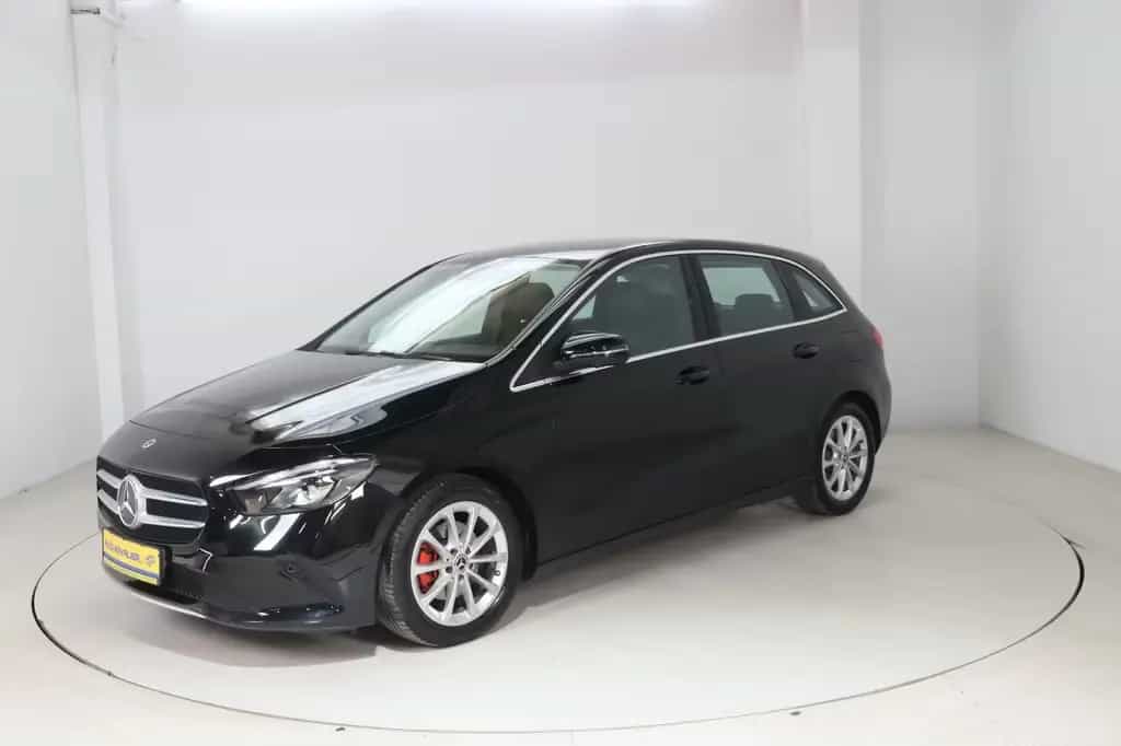 Mercedes-Benz B 200 * LED * Navi * Leder 03/2019-photo-0