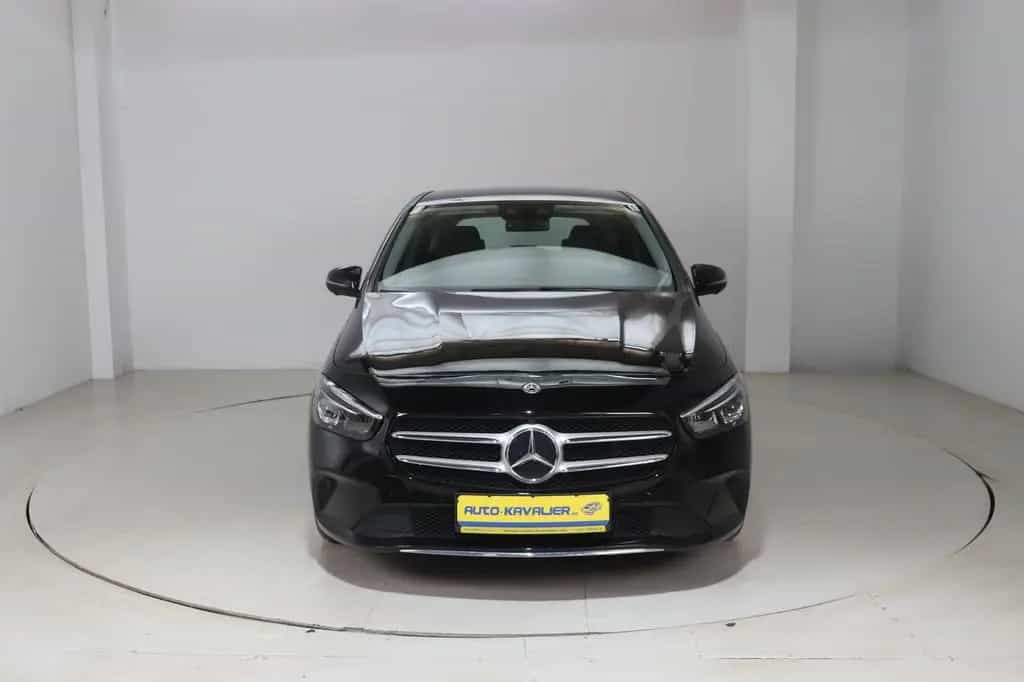Mercedes-Benz B 200 * LED * Navi * Leder 03/2019-photo-1
